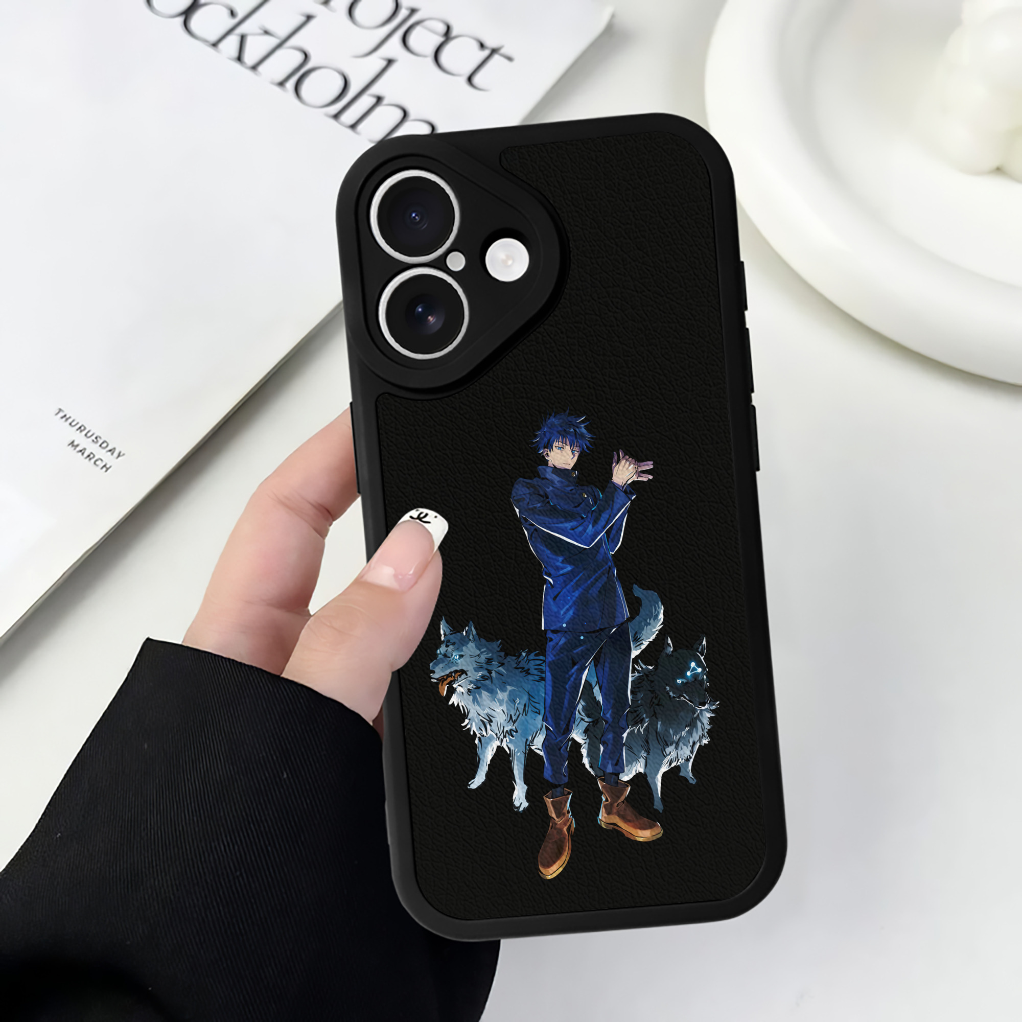 （画像用） 呪術廻戦 Jujutsu Kaisen 【iPhone 16シリーズ対応】シリコンスマホケース（レザー調） 材質：シリコン